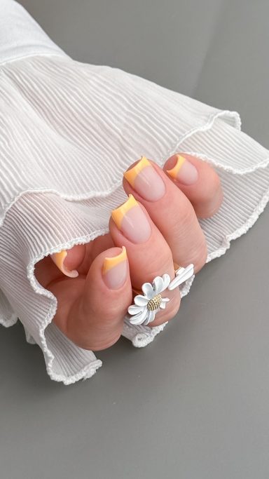 akkurate Frenchnägel in 85088