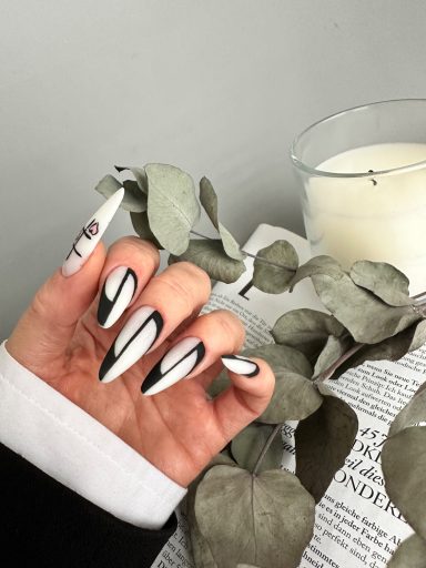 Moderne Modellage in 85088